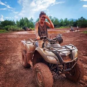 Meet your Posher, Kayley